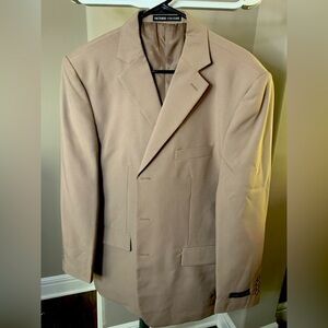 Victorio Couture Tan Suit Jacket, 44R, NWOT